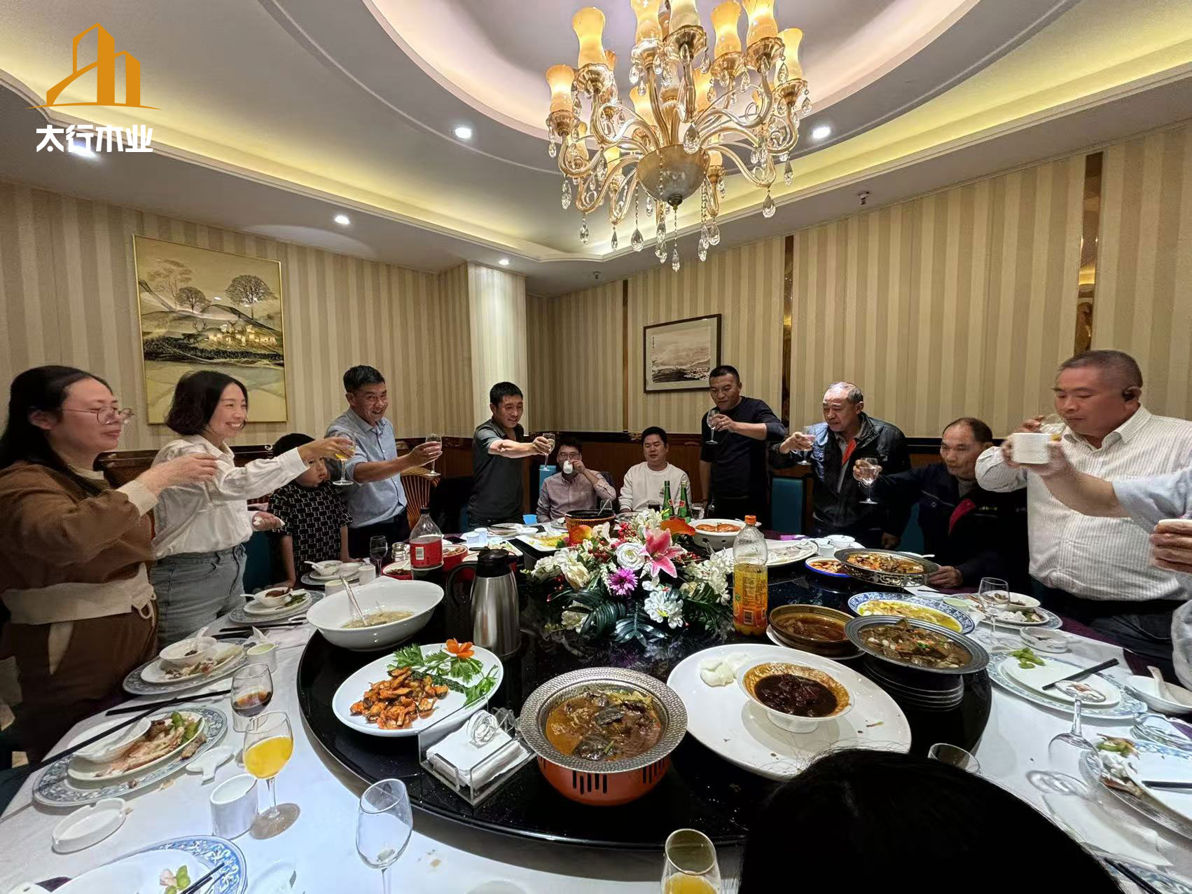 無(wú)錫太行木業(yè)10月團(tuán)建：凝聚團(tuán)隊(duì)力量，迎戰(zhàn)百日奮戰(zhàn)